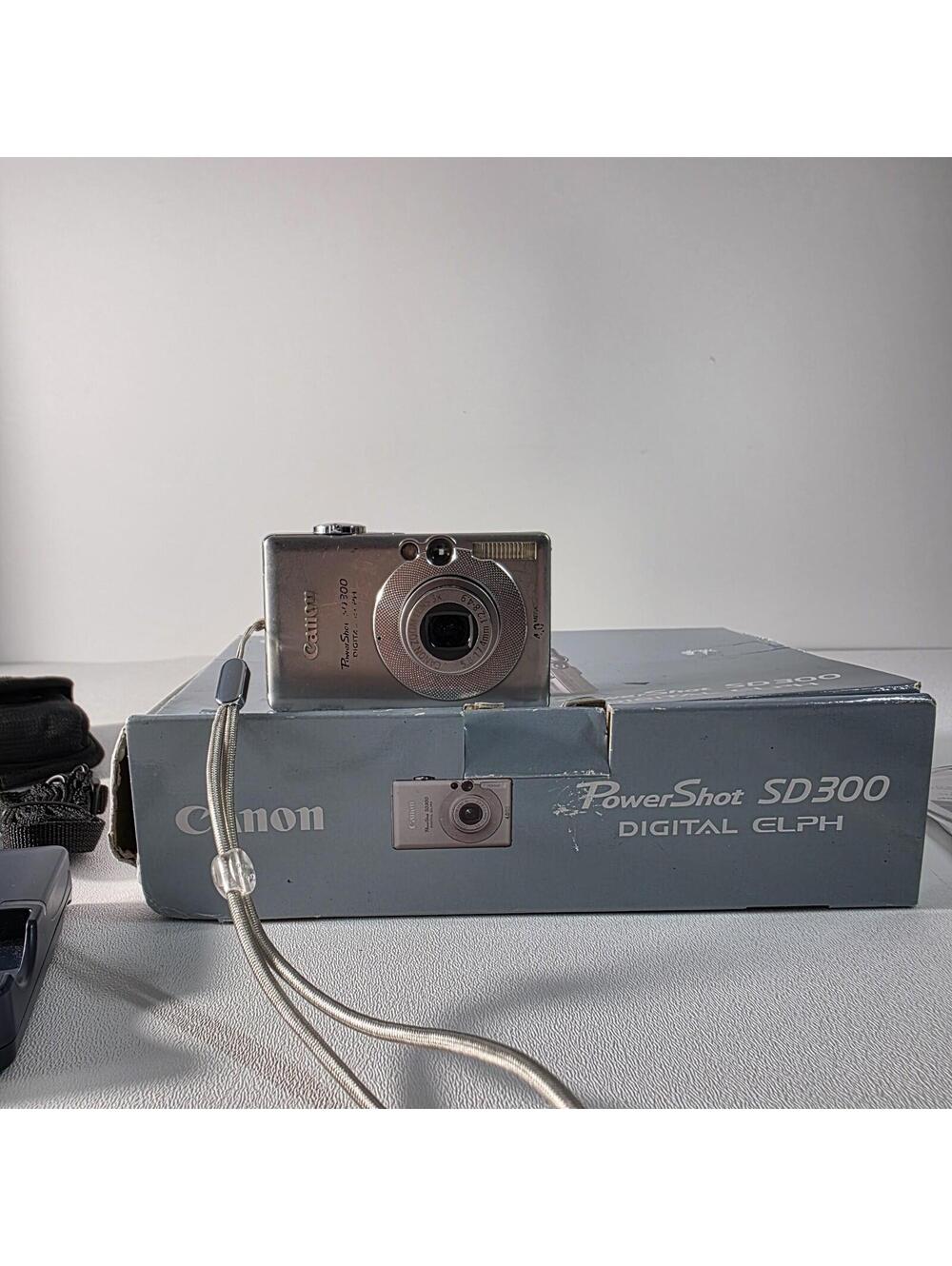 Canon PowerShot Digital ELPH SD300 Camera w/ Battery, SD Card & Charger Tested